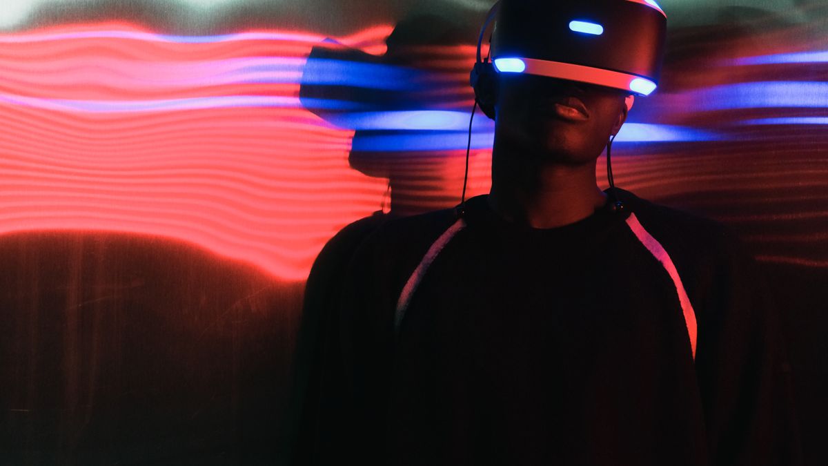 技嘉猎鹰白金电源技术解析：ATX 3.1、氮化镓与白金认证三重加持